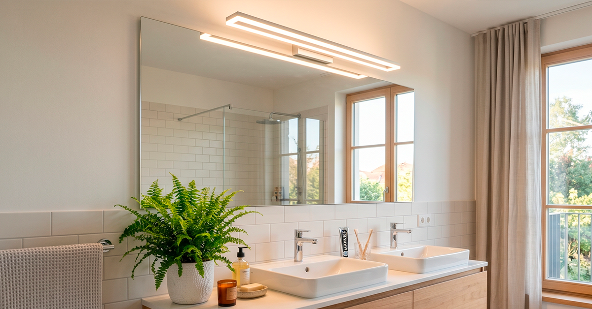 Che luce mettere sullo specchio del bagno? Idee e consigli